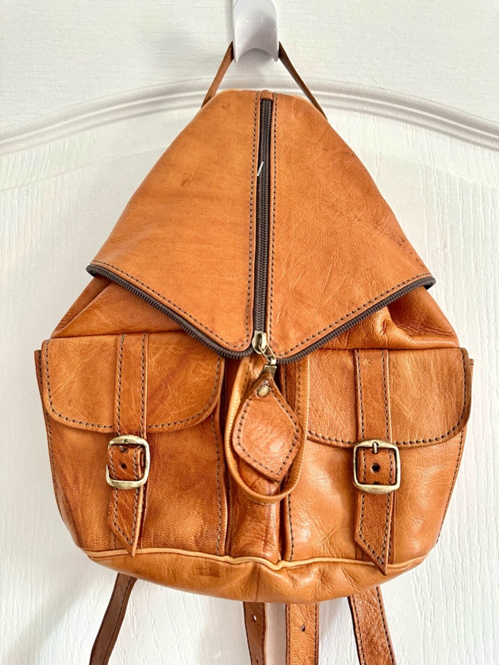 VINTAGE HANDMADE FULL GRAIN MOROCCAN BROWN LEATHER BACKPACK BAG - Picture 2 of 9